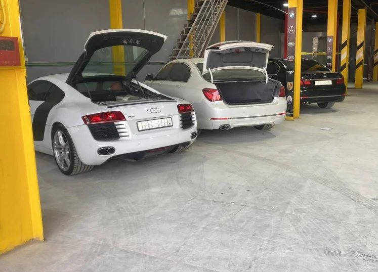مركز أوتو ارينا - european cars inside riyadh workshop